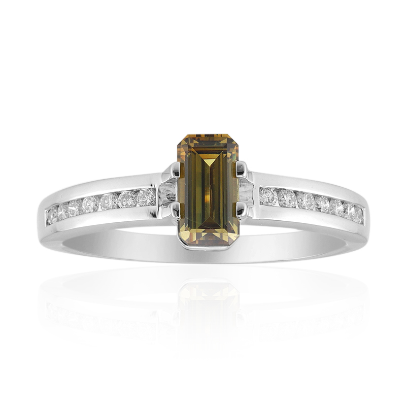 Madagaskar-Demantoid-Goldring (de Melo)